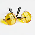 Load image into Gallery viewer, Fashion Personality Small Pet Accessory Mirror