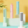 Cargar la imagen en la vista de la galería, 2-1 Reusable Pet Hair Remover Brush Lint Roller Portable Effective Self Cleaning Tool for Cat Dog Fur Hair Dust Removal Brush
