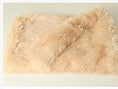 Cargar la imagen en la vista de la galería, Beige plush pet blanket folded, close-up showing fluffy texture
