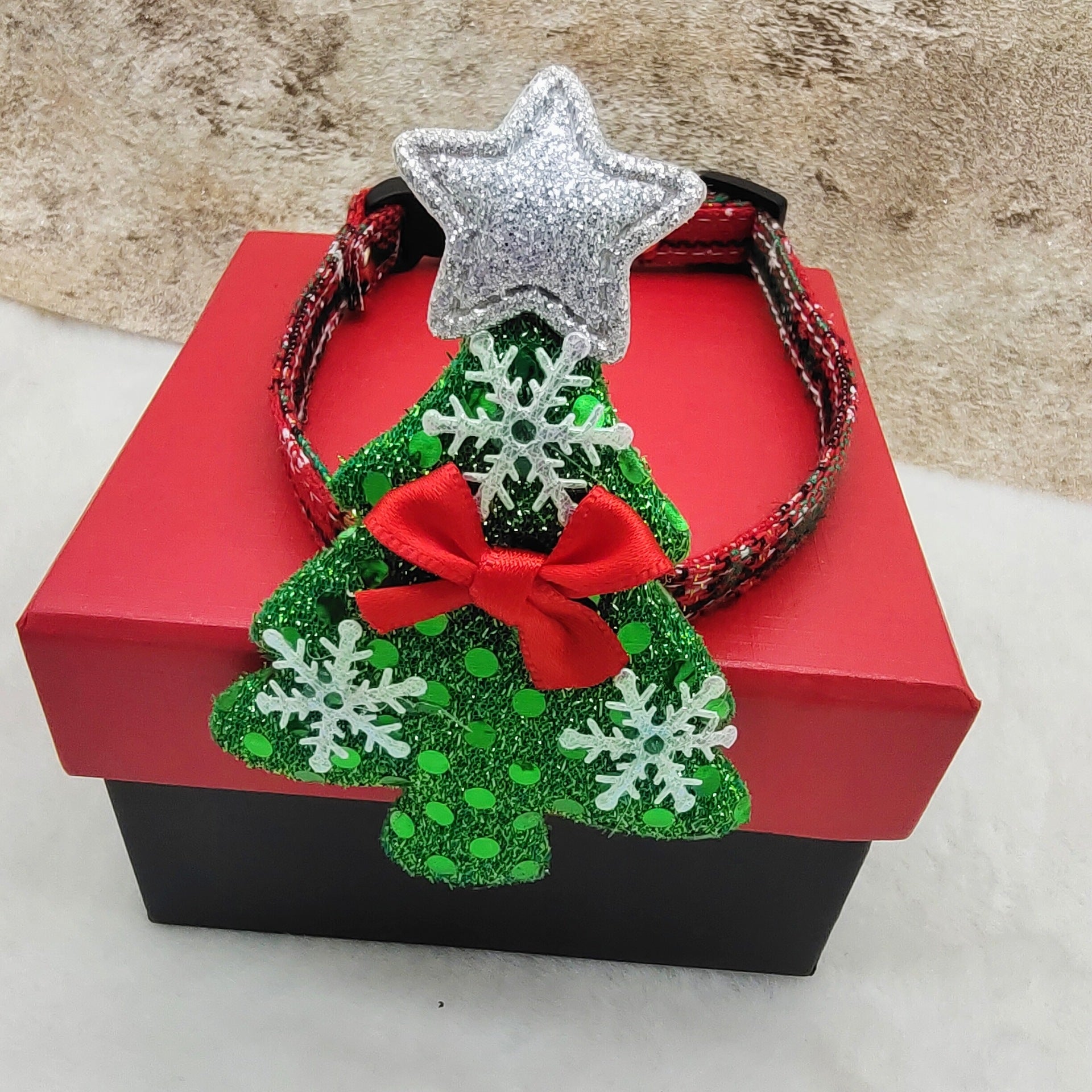 Christmas Snowflake Pet Collar