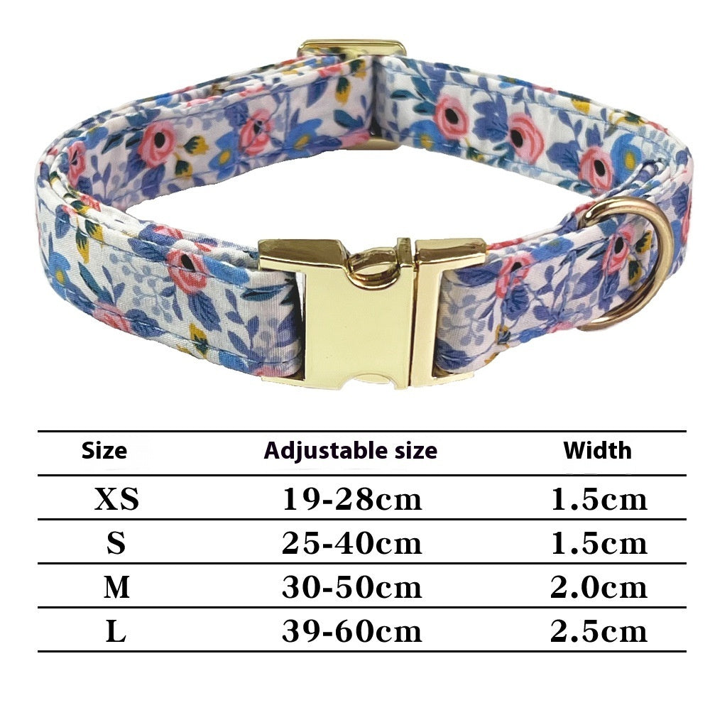 White floral collar with pink flowers and gold buckle with size chart