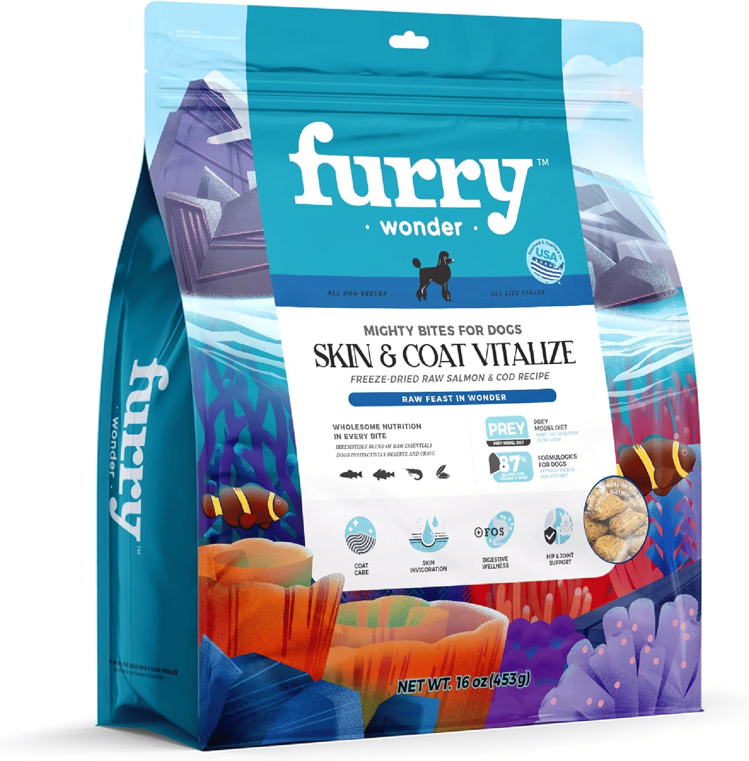 Natural functional ingredients to nourish skin and shine coat including wild-caught salmon, cod, green-lipped mussels, flaxseed, free-range chicken, and fresh fish fillets on wood